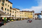 Piazza Anfiteatro, Lucca, Italia
