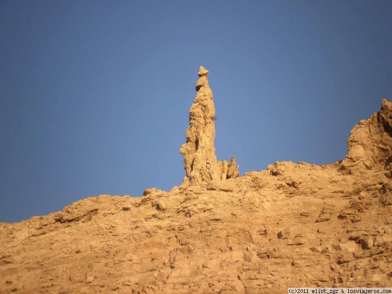 estatua de la mujer de Jlot, mar muerto