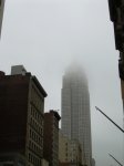 Empire State Building entre nubes