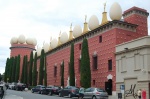 Parte posterior del Museo Dalí de Figueres (Girona)