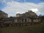 Construcción maya en Ek Balam