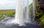 Seljalandsfoss (Islandia): la cascada líquida.