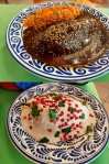 MOLE POBLANO Y CHILE EN NOGADA