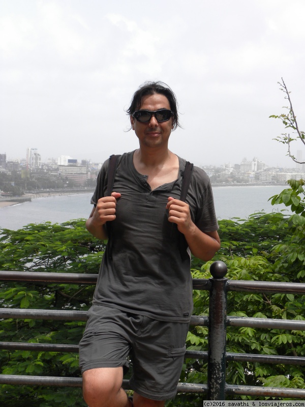 En Bombay...