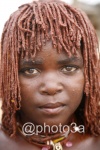 Niña de etnia en Angola
