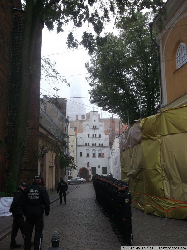 Policías Riga