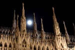 Catedral de Milán por la Noche