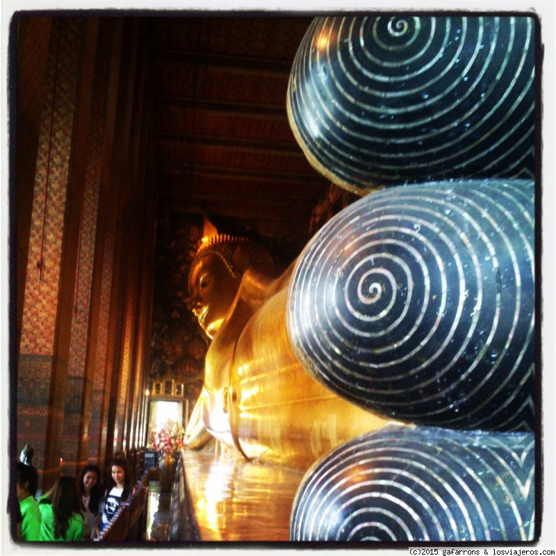 Buda reclinado
