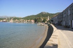 Paseo maritimo de la isla de Lopad
