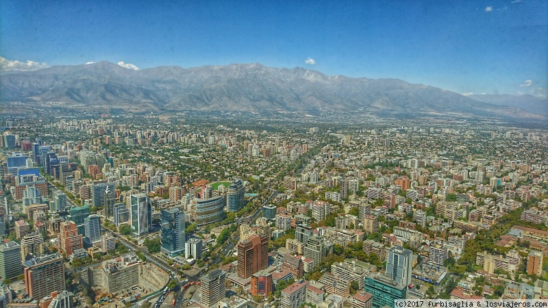 Santiago de Chile desde el edificio Sky Costanera