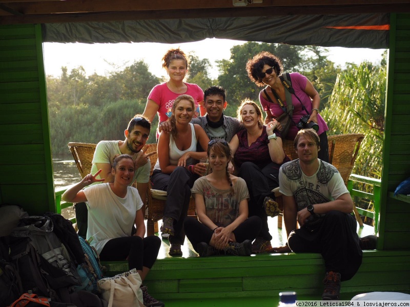 Orangutanes en Indonesia con Ary Widy Tours