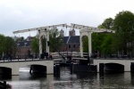Brug Magere, el puente elevadizo de Amsterdam
