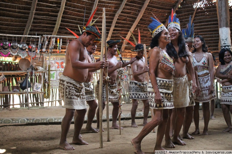 DANZA ENTINA NATIVA YAGUAS EN LA AMAZONIA DEL PERU