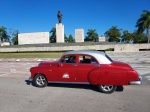 Despedida del Che y de Cuba en coche clásico