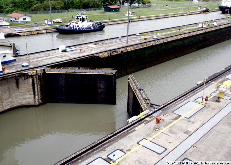 2230__en_cada_paso_se_pierden_miles_de_litros_de_agua_dulce_del_lago_gataun_a_los_ocaeanos