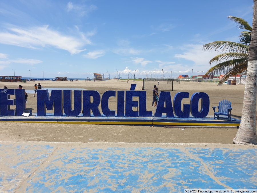 Playa el Murcielago Manta Ecuador