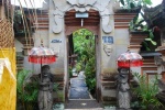 Entrada casa  ,eat ,love ,pray