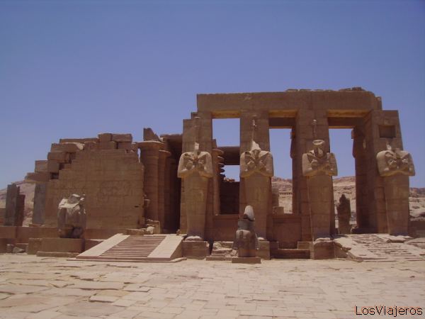Rammesseum o Ramsés II -Egipto
Rammesseum or Ramses II -Egypt