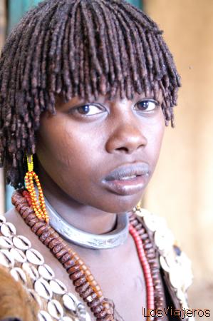 Mujer hamer -Dimeka- Etiopia