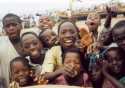 Ampliar Foto: Chicos en Shama - Ghana
