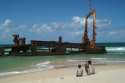 Barco varado en la playa de Fort Dauphin - Madagascar