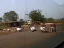 Ir a Foto: Mali -Puesto de peaje en la carretera 
Go to Photo: Mali - Toll on the road