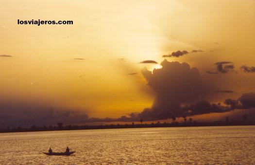 Atardecer en el rio Niger - Mali.
Sunset in the Niger river - Segou - Mali