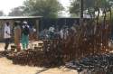 Ampliar Foto: Típico mercado de artesanía en Zimbawe