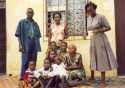 Ampliar Foto: La familia africana donde dormí en Kpalime - Togo.