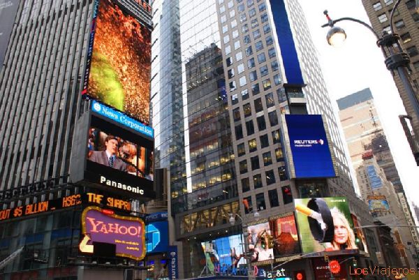 Times Square a la luz del día - Nueva York - USA
Times Square ads at noon - New York - USA
