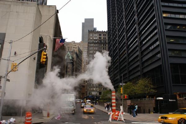 Alcantarilla humeante - Nueva York - USA
Sewer smoke - New York - USA