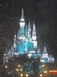 Ir a Foto: Castillo de Cenicienta iluminado - Disneyland 
Go to Photo: Cinderella's castle illuminated.