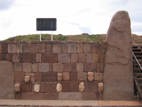 Complejo Arqueológico Tiwanaku - Bolivia
Tiwanaku´s archaeological complex - Bolivia