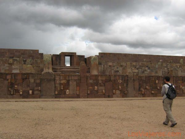 Complejo Arqueológico Tiwanaku - Bolivia
Tiwanaku´s archaeological complex - Bolivia