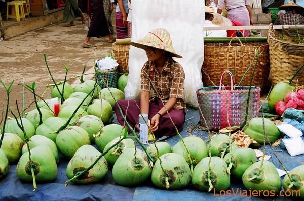 Phaungdawoo Market-Inle Lake-Burma - Myanmar
Mercado de Phaungdawoo-Lago Inle-Myanmar