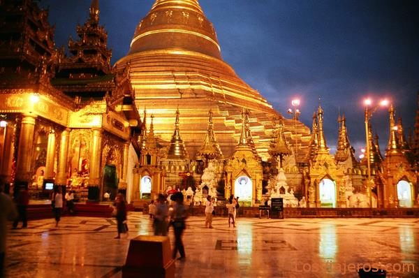 Pagoda Shwedagon-Yangon-Myanmar
Shwedagon Pagoda-Yangon-Burma - Myanmar