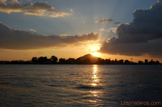 Lago Tonle Sap - Kompong Chnang -Camboya
