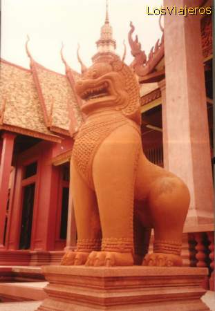 Phnom Penh - Museo Nacional - Camboya