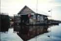 Ampliar Foto: Casas flotantes sobre el lago Tonlé Sap