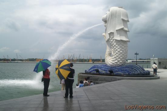 La estatua de Merlion- Singapur
