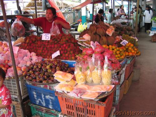 Mercado de Lampang, puesto de frutas - Tailandia
Lampang's market, fruits - Tailandia - Thailand