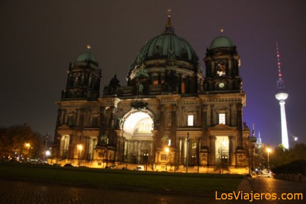 Catedral de Berlin Frontal - Alemania
Berlin Cathedral Front - Germany
