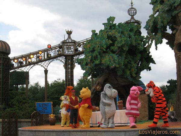 Espectáculo de Winnie the Pooh y sus amigos - Disneyland París - Francia