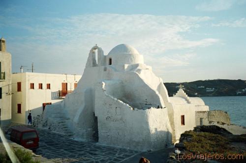 Mykonos-Iglesia de Panagia Paraportiani-Grecia