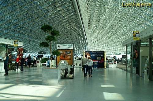 Aeropuerto Charles De Gaulle - Paris- Francia