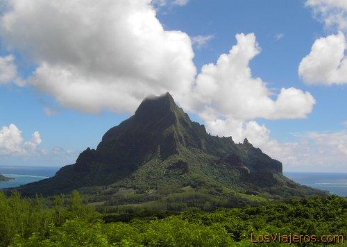 Montaña Rotui en Moorea - Oceania
Rotui Mountain in Moorea - Oceania