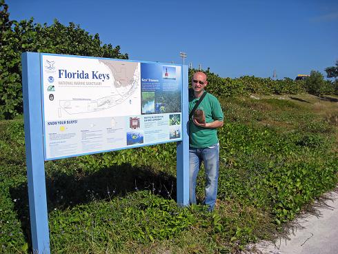 Paco, Ilusionado - Global